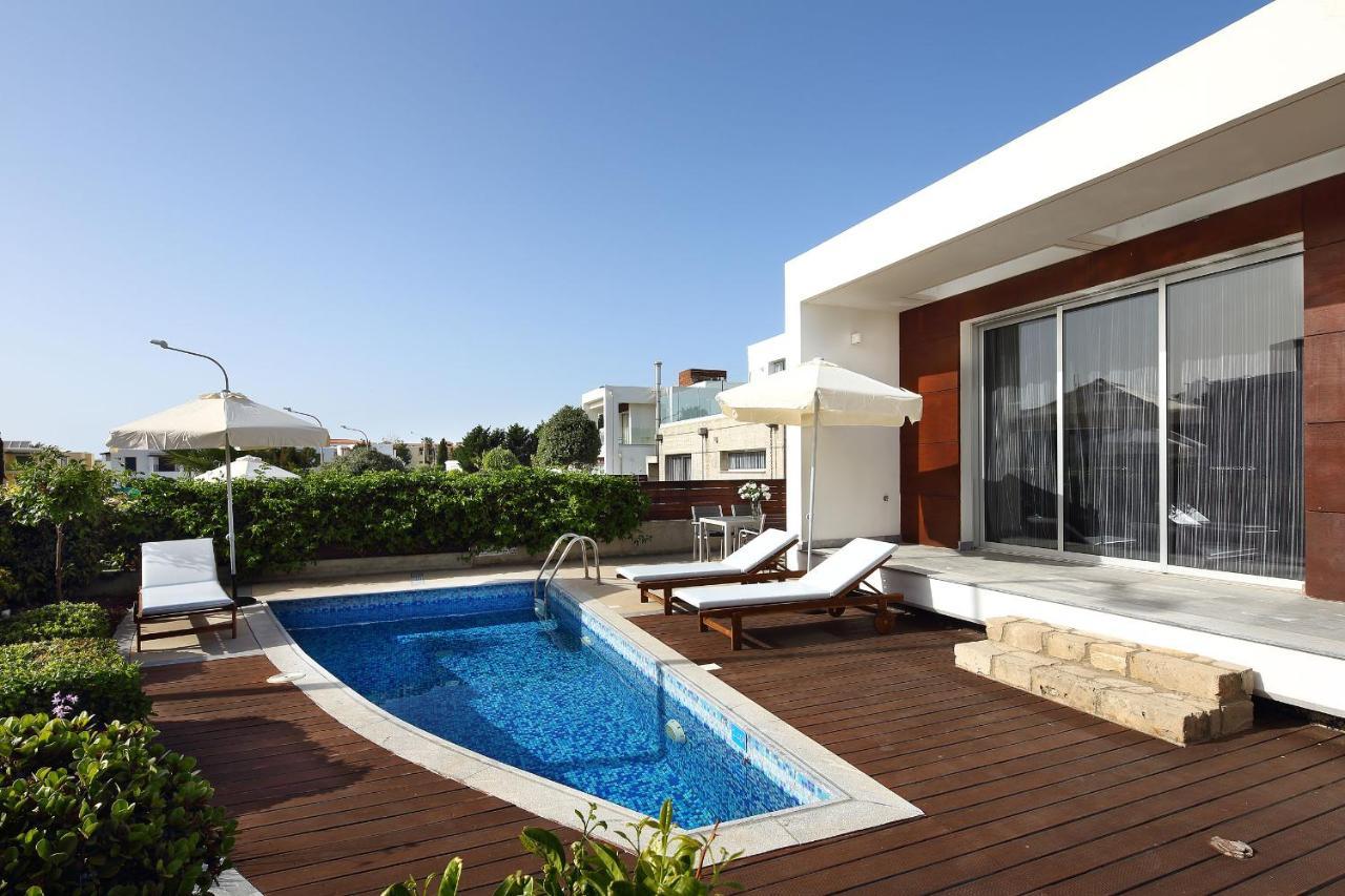 Paradise Cove Luxurious Beach Villas Paphos Exterior foto