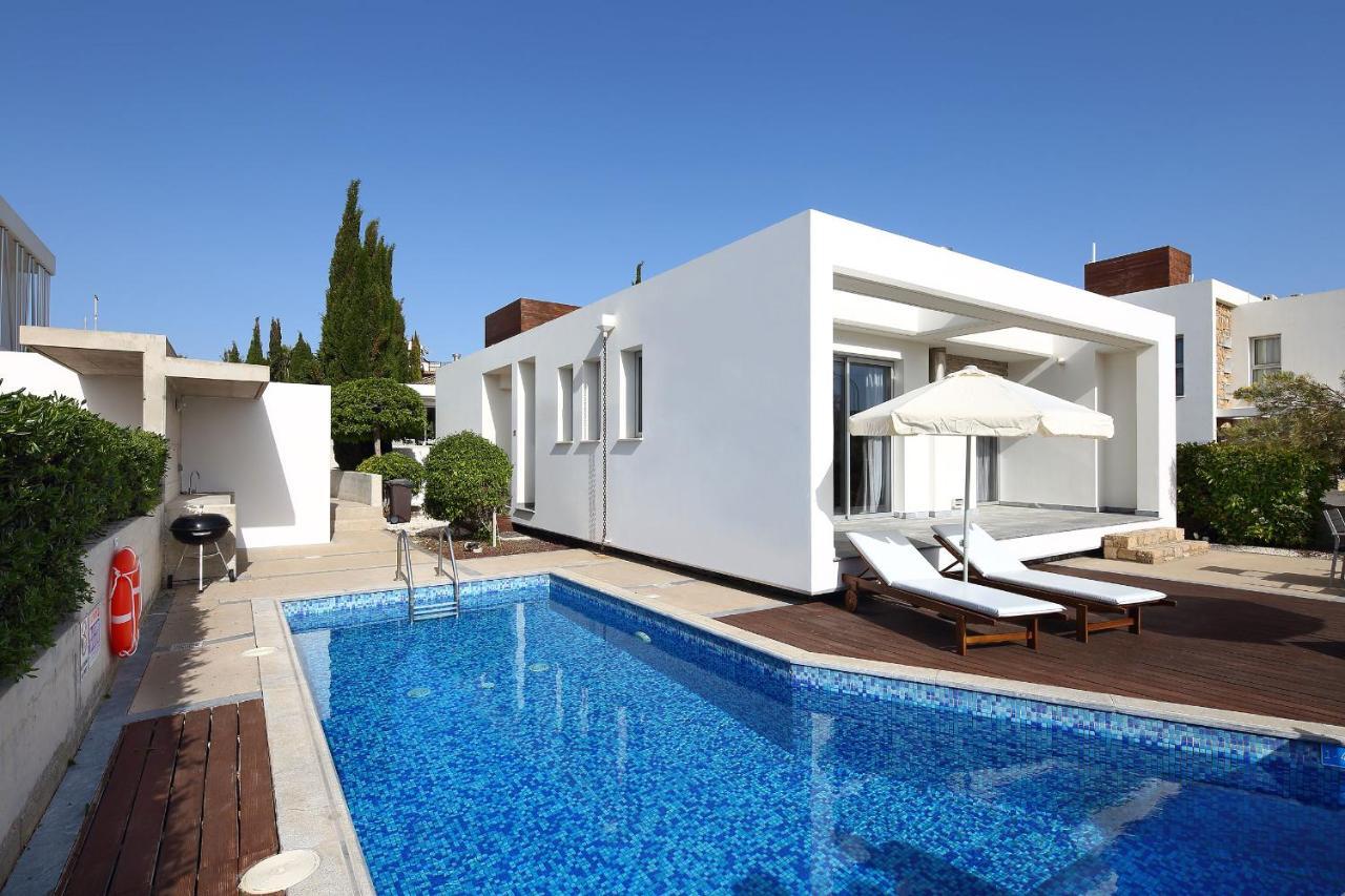 Paradise Cove Luxurious Beach Villas Paphos Exterior foto