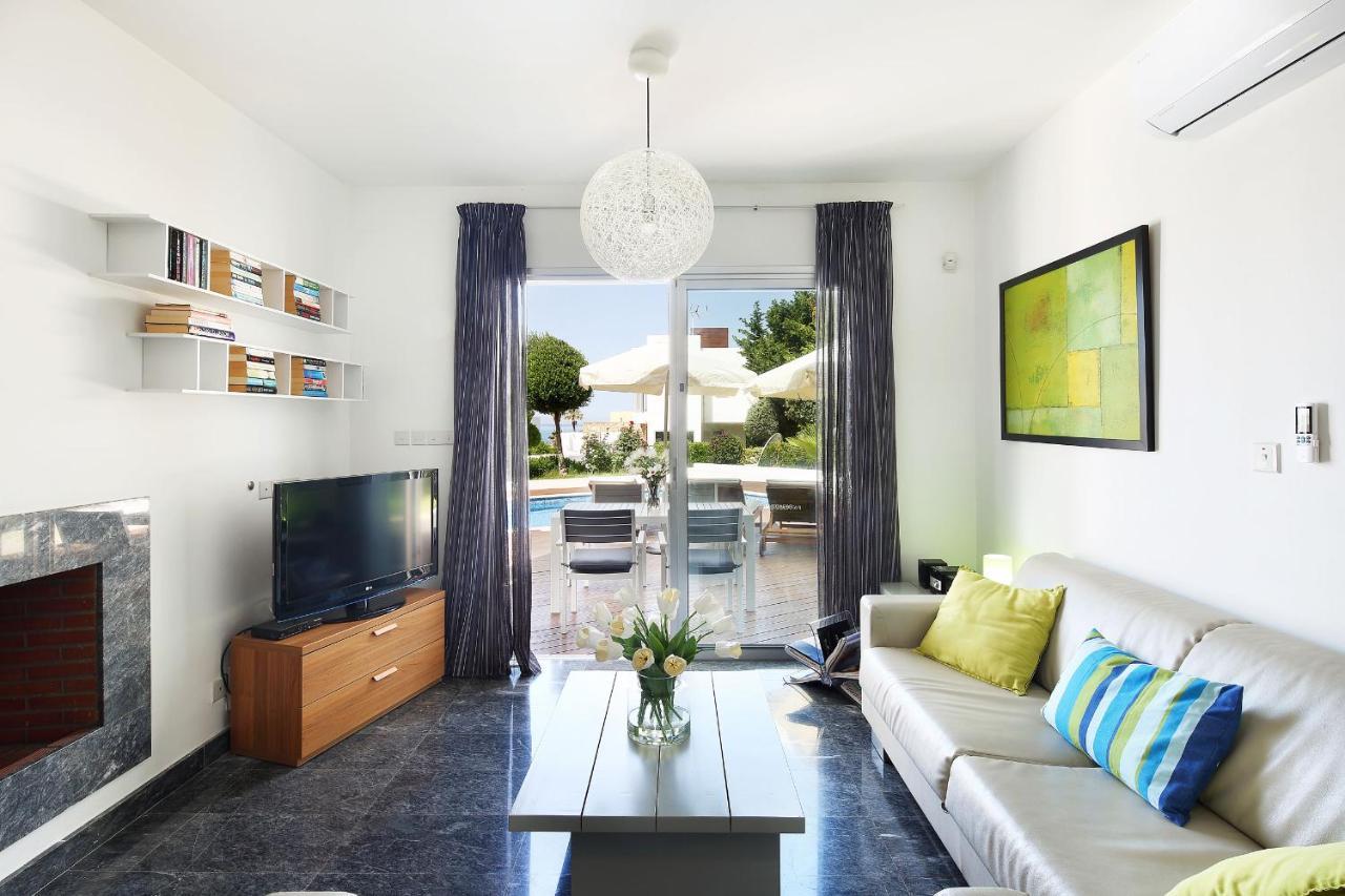 Paradise Cove Luxurious Beach Villas Paphos Exterior foto